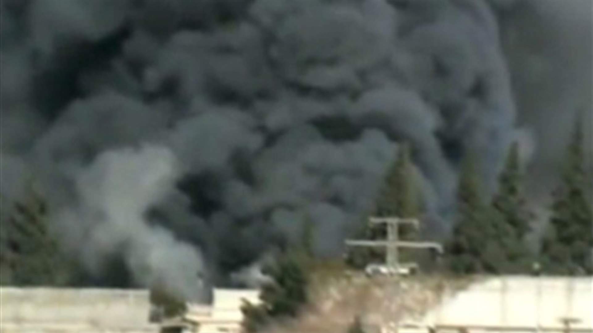 Obama says struggling over whether to intervene in Syria