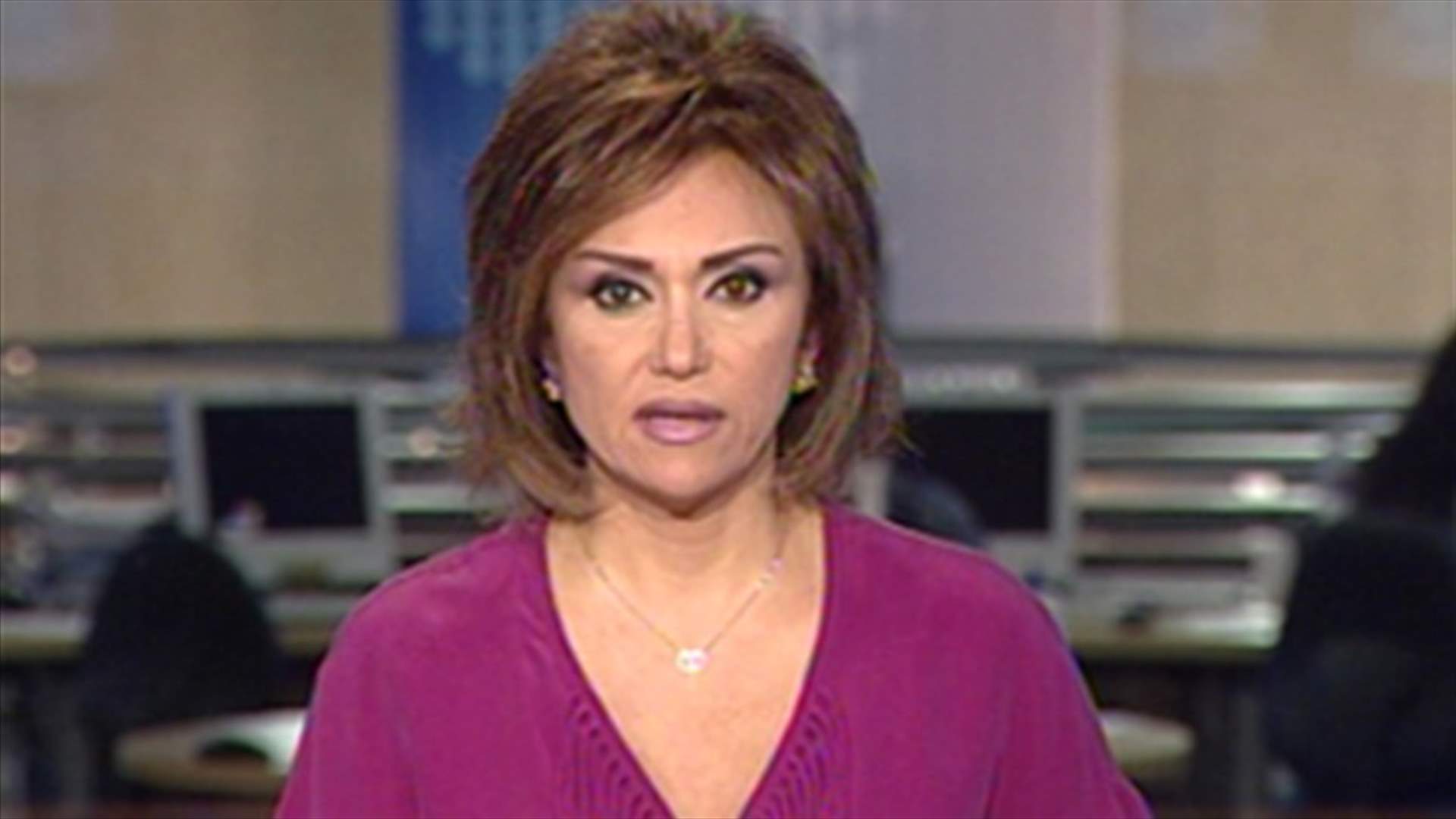 مقدمة النشرة المسائية 14-10-2011