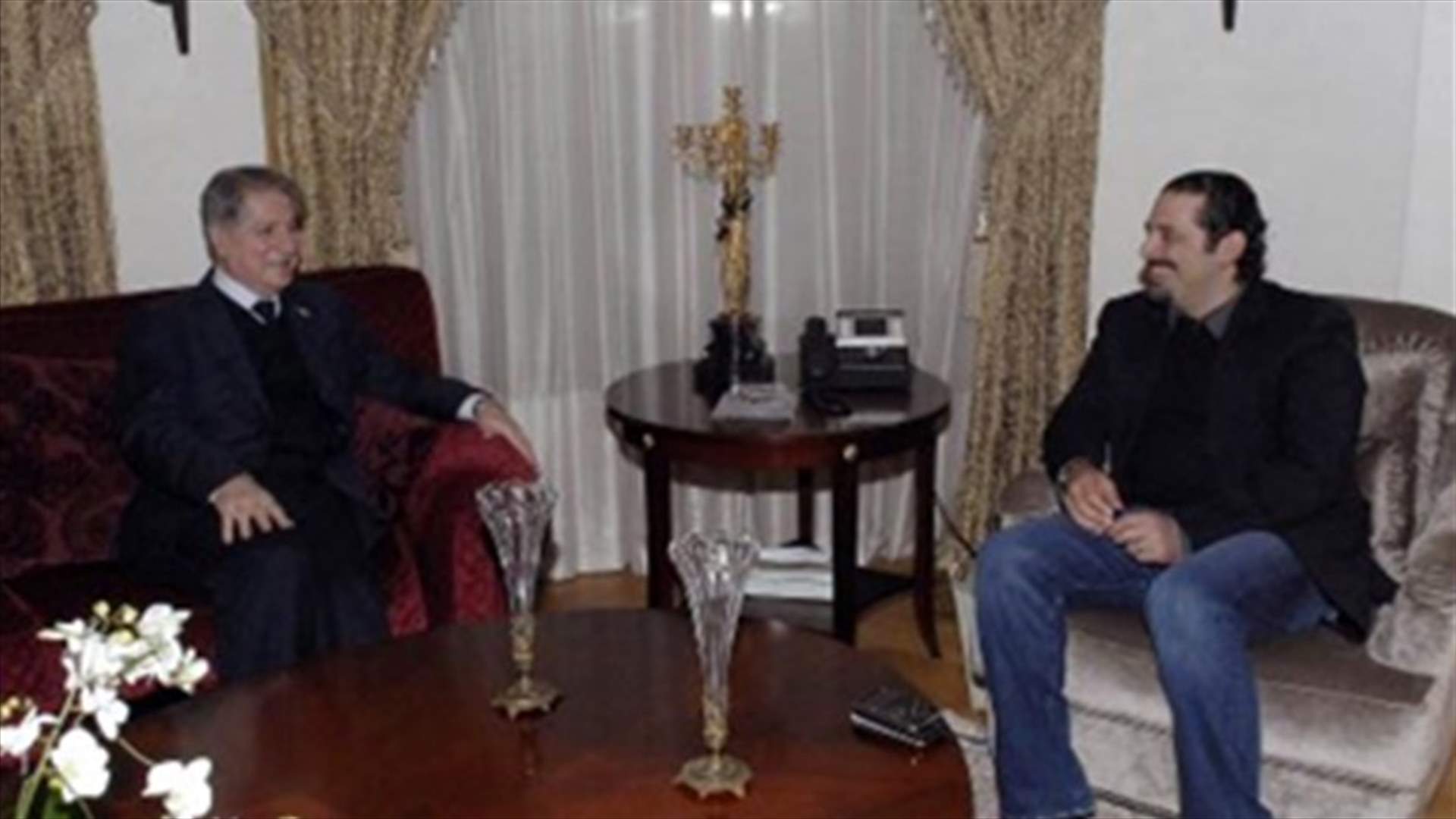 الجميل التقى الحريري في باريس ودعاه للعودة الى لبنان