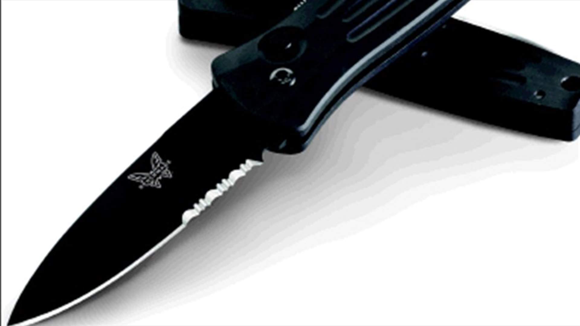 Women given kitchen knives, chili to fend off rapists