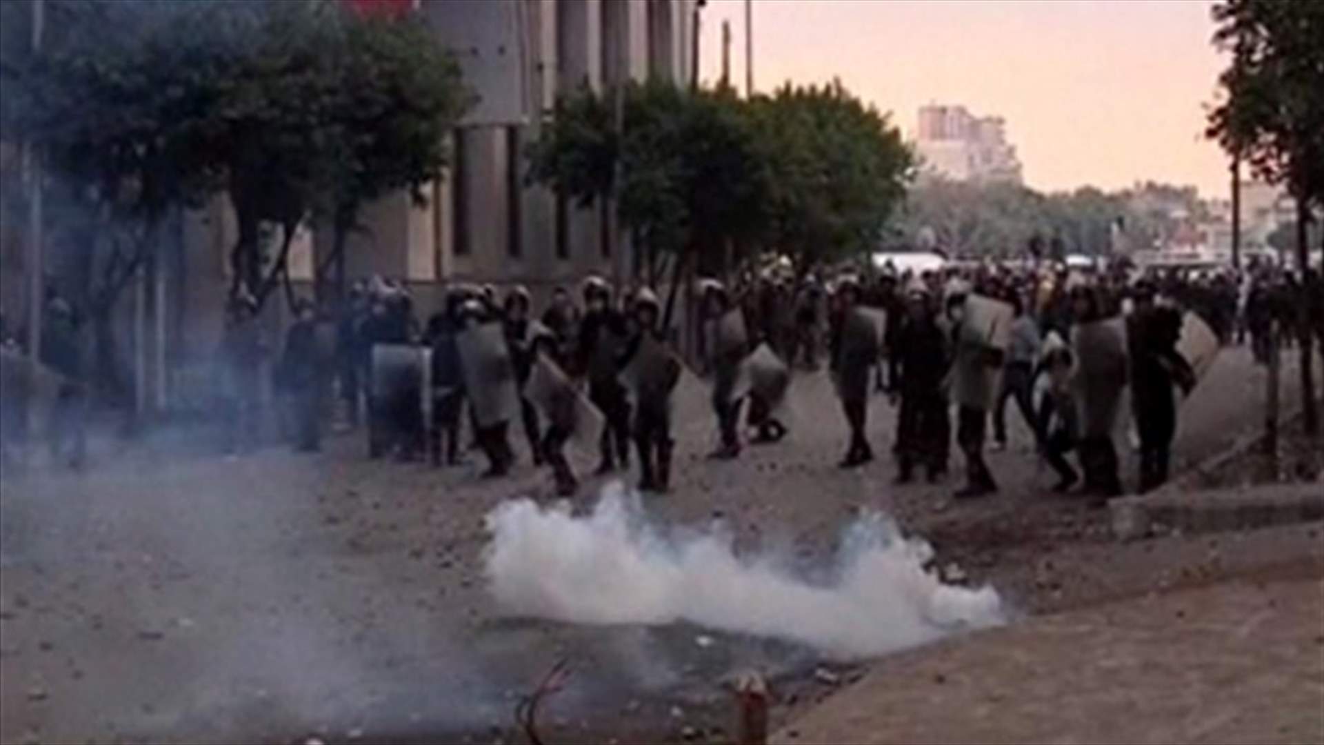 استمرار الاشتباكات بمصر ووزير الدفاع يحذر من عواقب وخيمة
