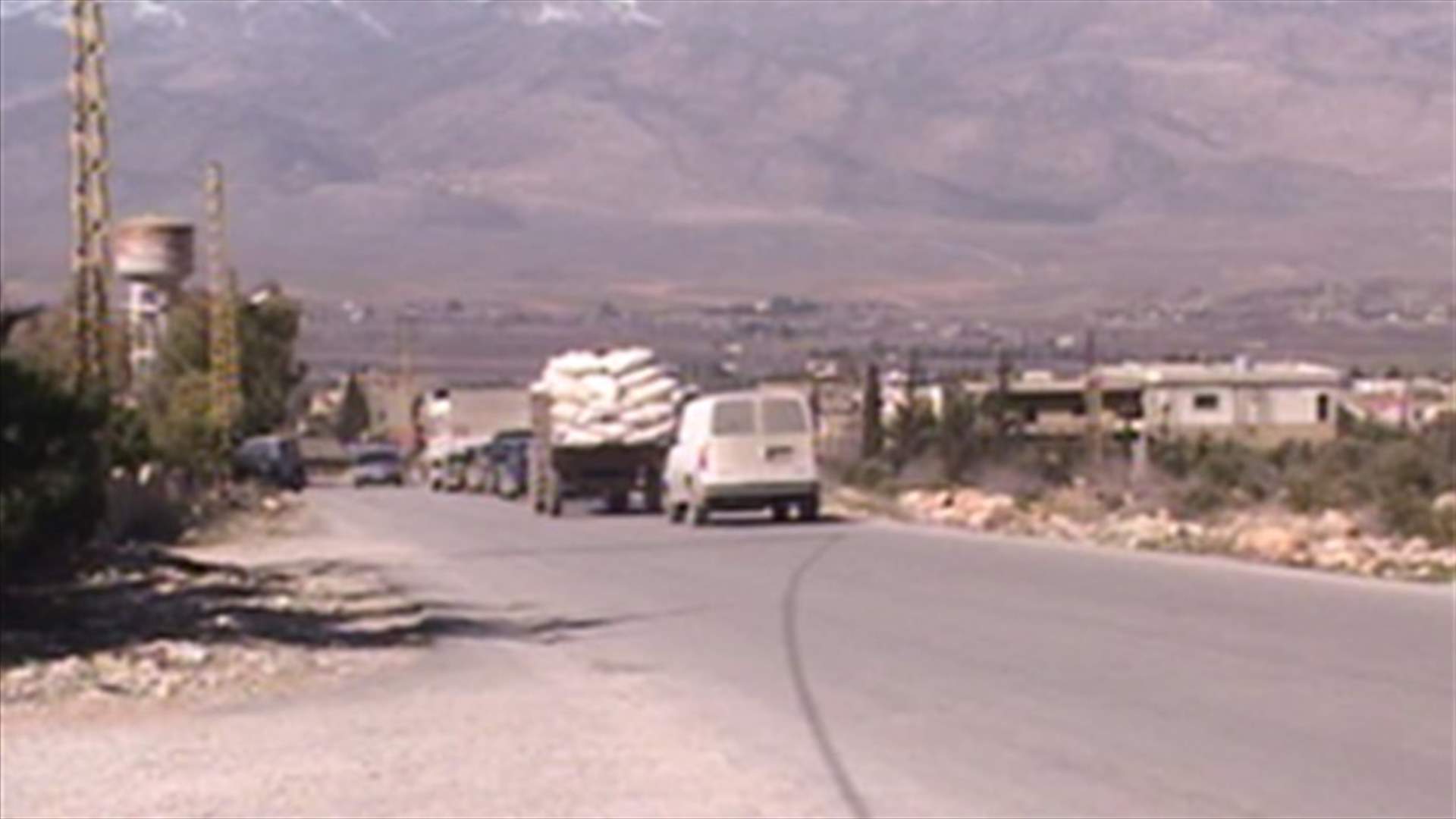 LAF set a new checkpoint in Arsal outskirts 
