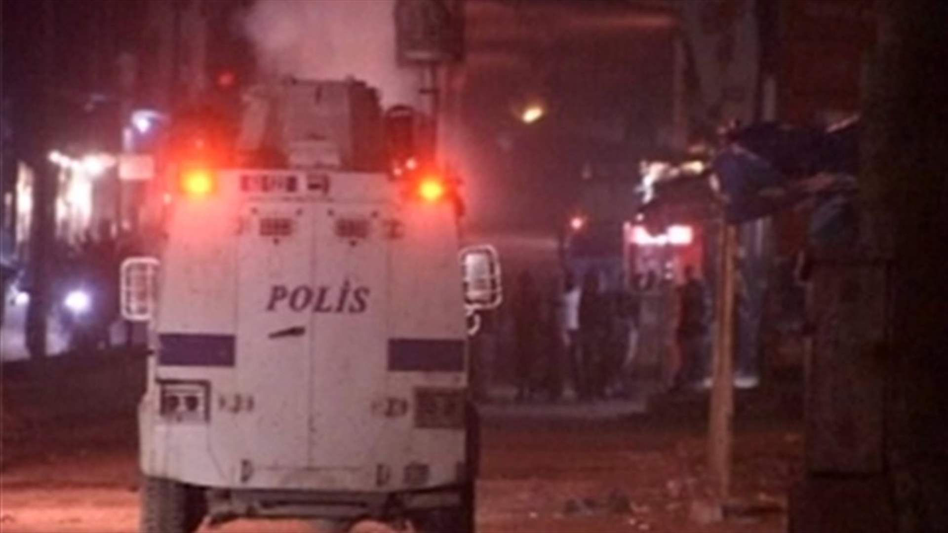 Clashes erupt between police and Kurdish protesters in Turkey 