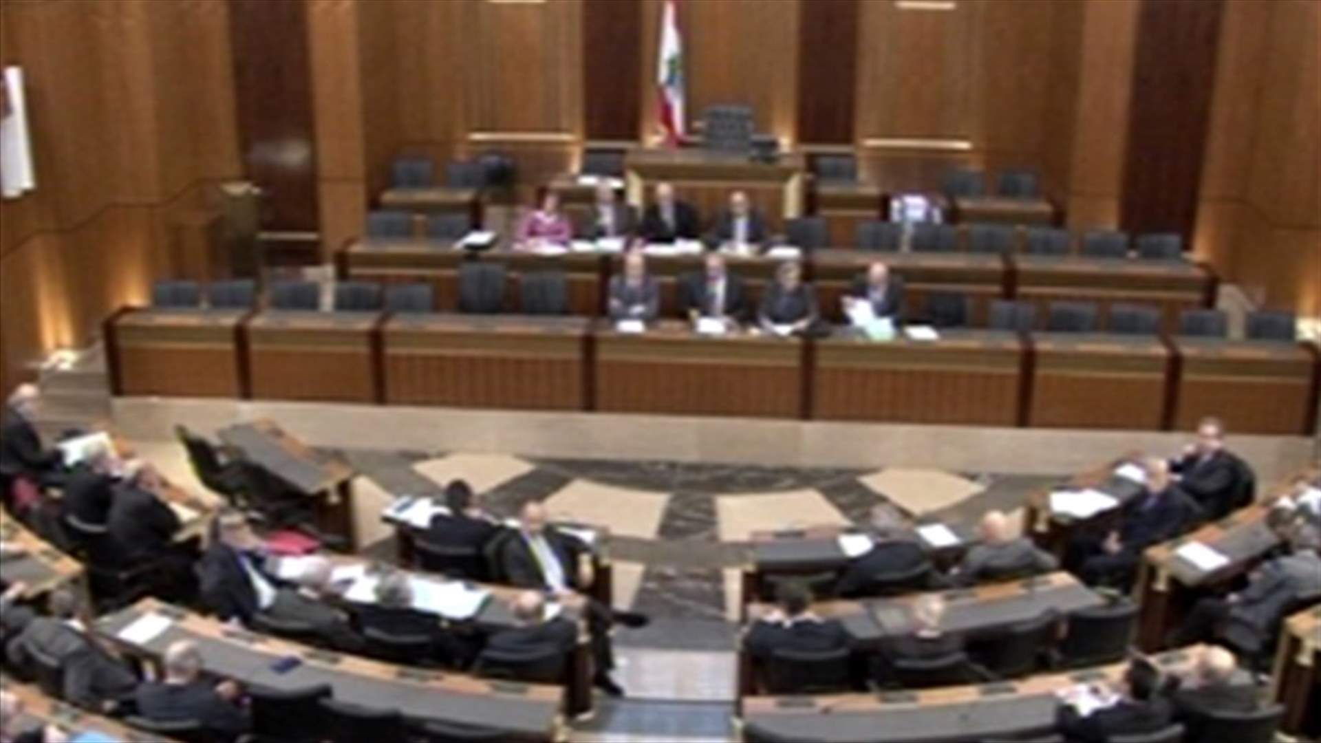 هل تطير الانتخابات النيابية؟