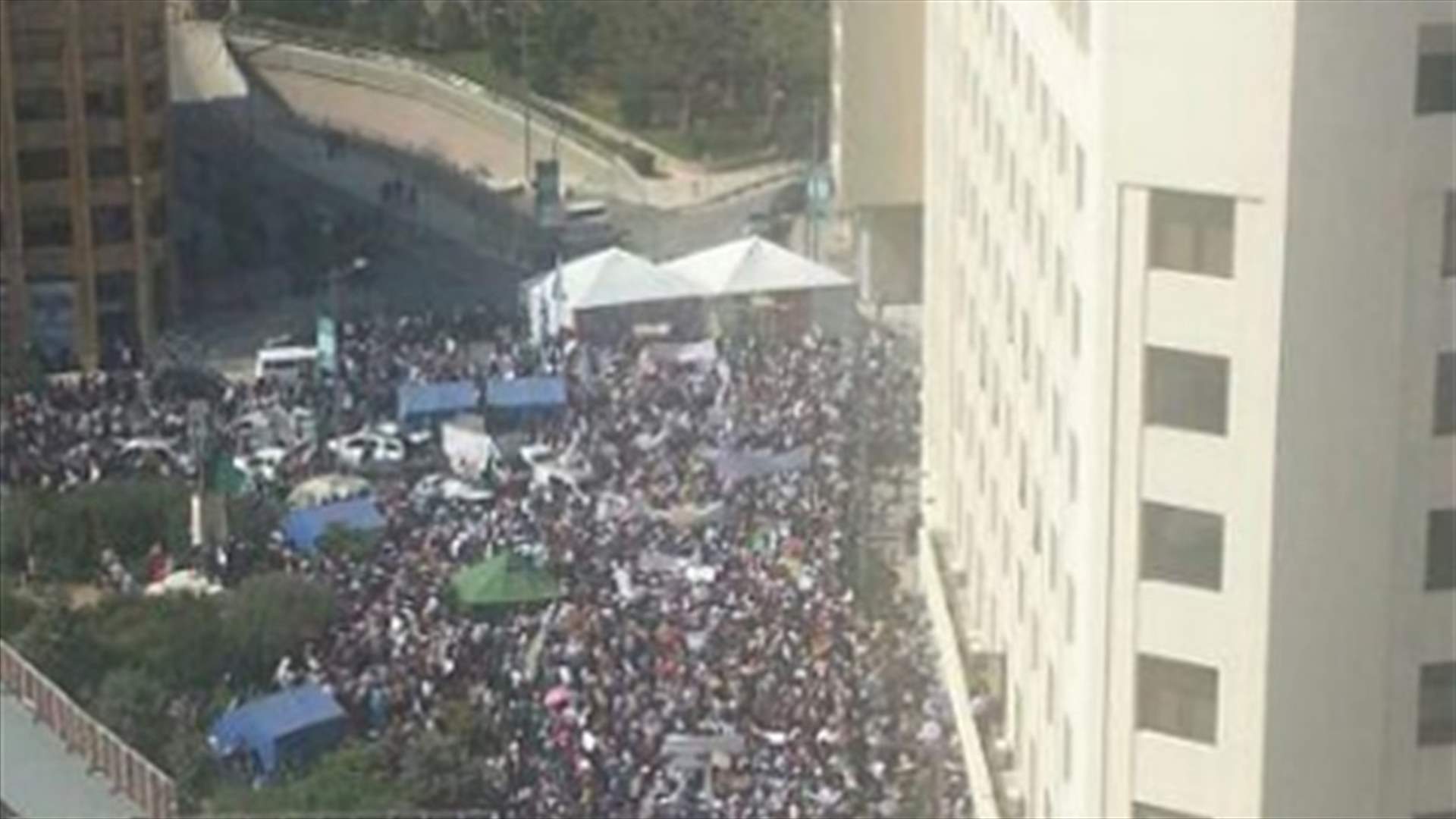 يوم الزحف إلى السراي: تهديد بشل البلاد