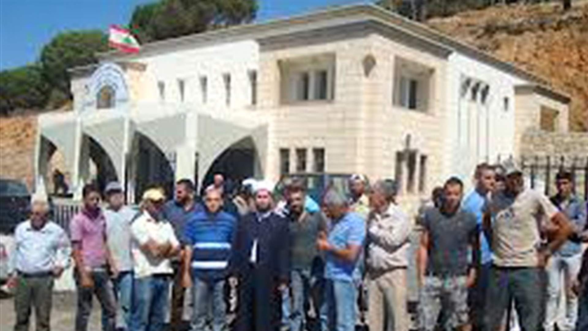الاعتداء على رئيس مخفر من قبل مطلوب للعدالة