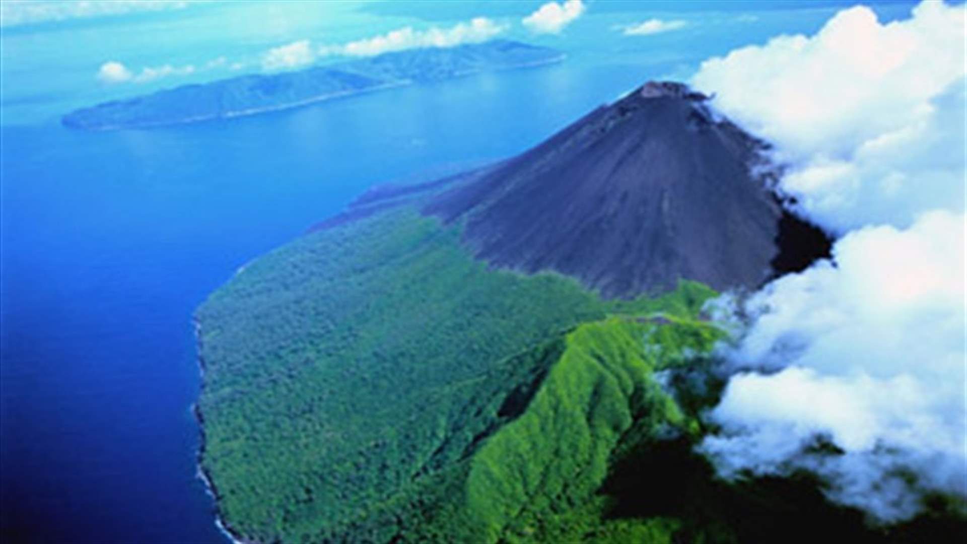 Strong quake rattles Pacific's Vanuatu; no damage