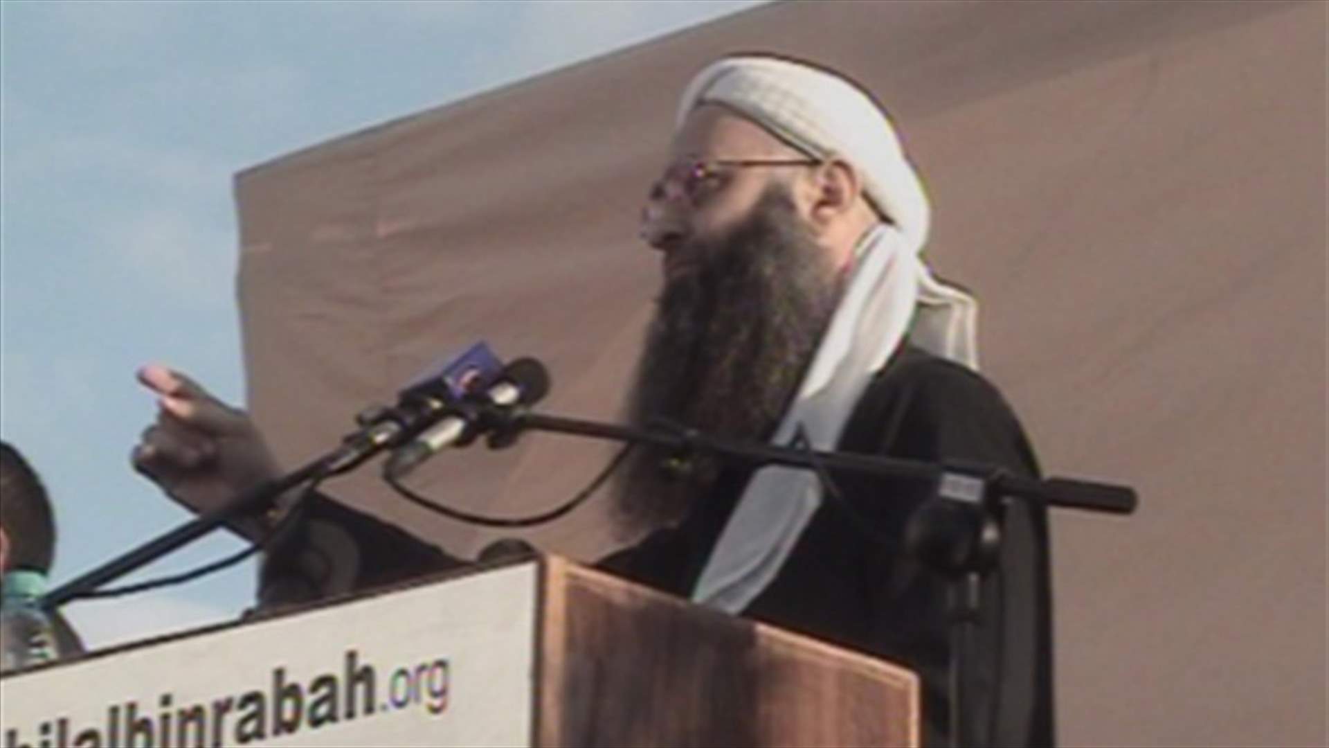 الاسير يوجه رسالة إلى الجيش "ليتحرر من الهيمنة الإيرانية"