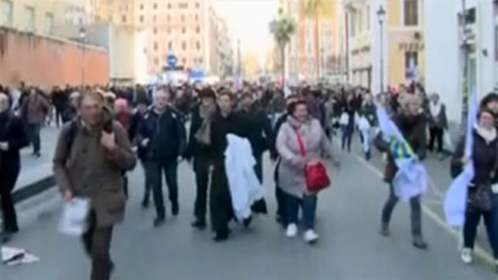  مئات الآلاف تابعوا مراسم تولية البابا فرنسيس 