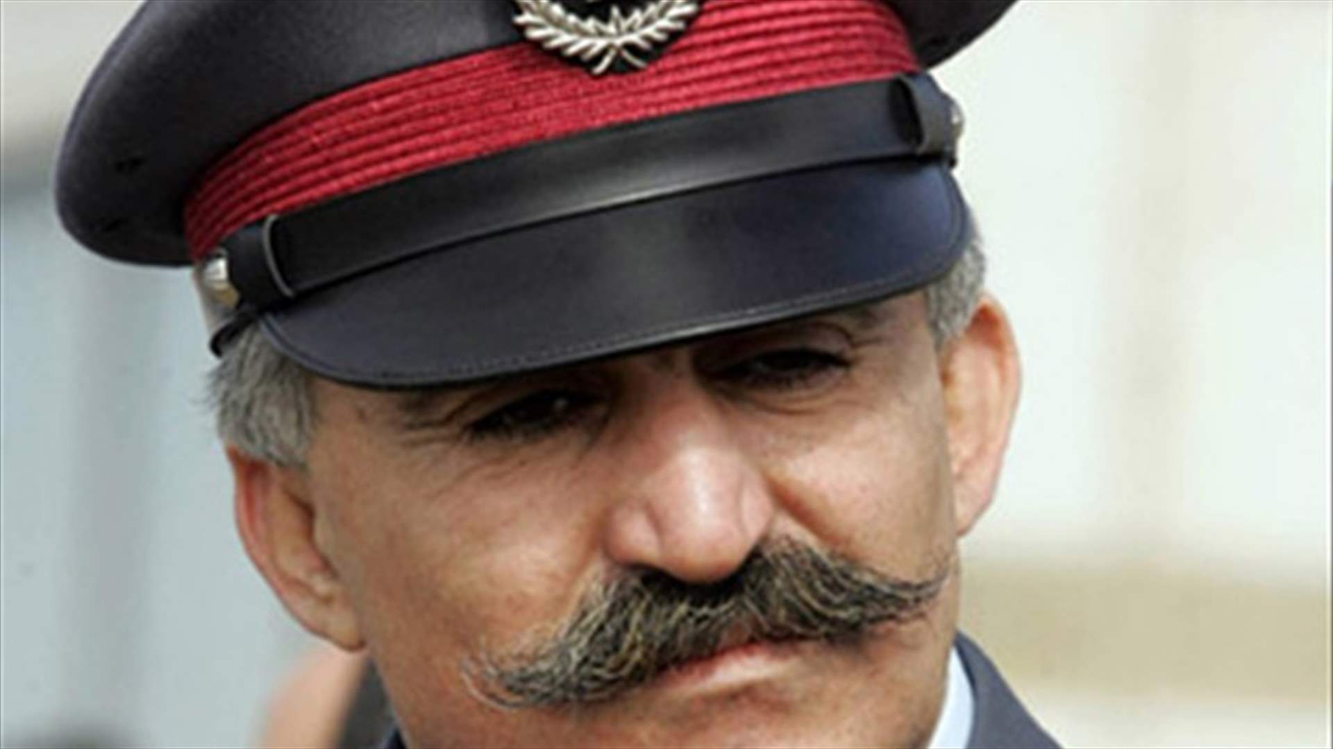 التمديد لريفي مستحيل...فهل يستلم اللواء علي الحاج؟