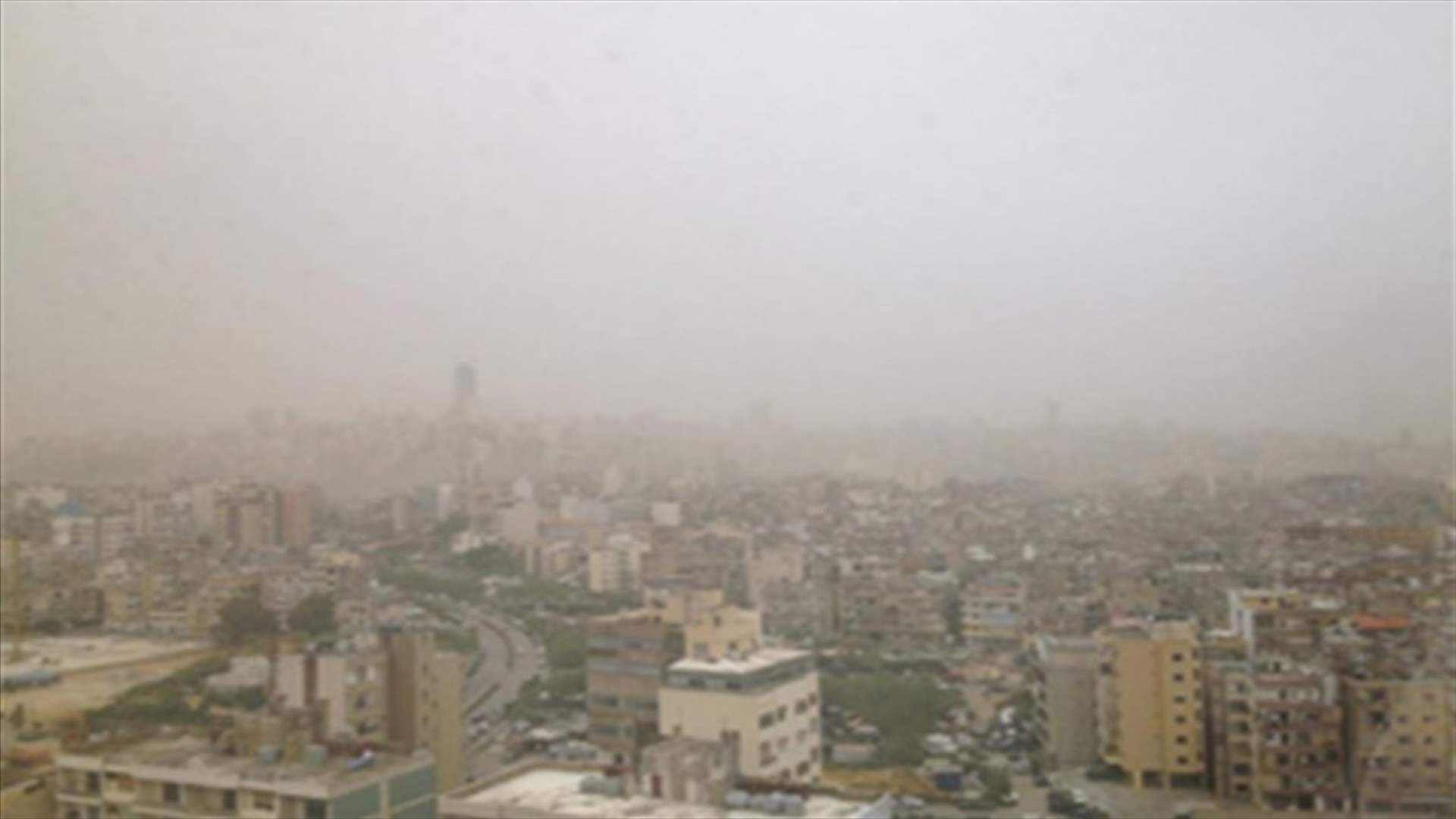After sandstorm, hail batters Lebanon