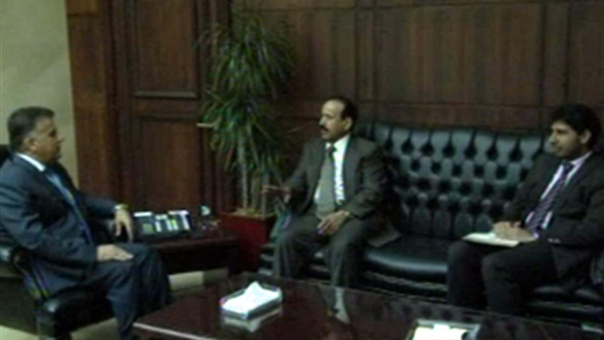 اللواء ابراهيم عرض لآخر التطورات مع زواره