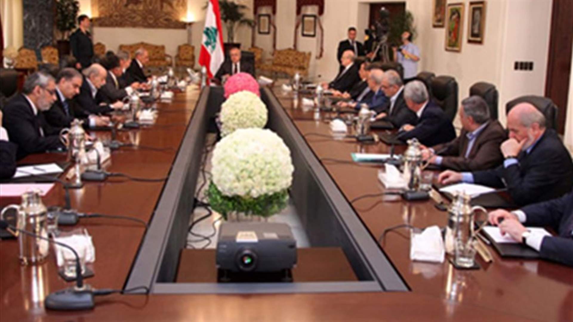 مواقف الفرقاء من حكومة الإنقاذ