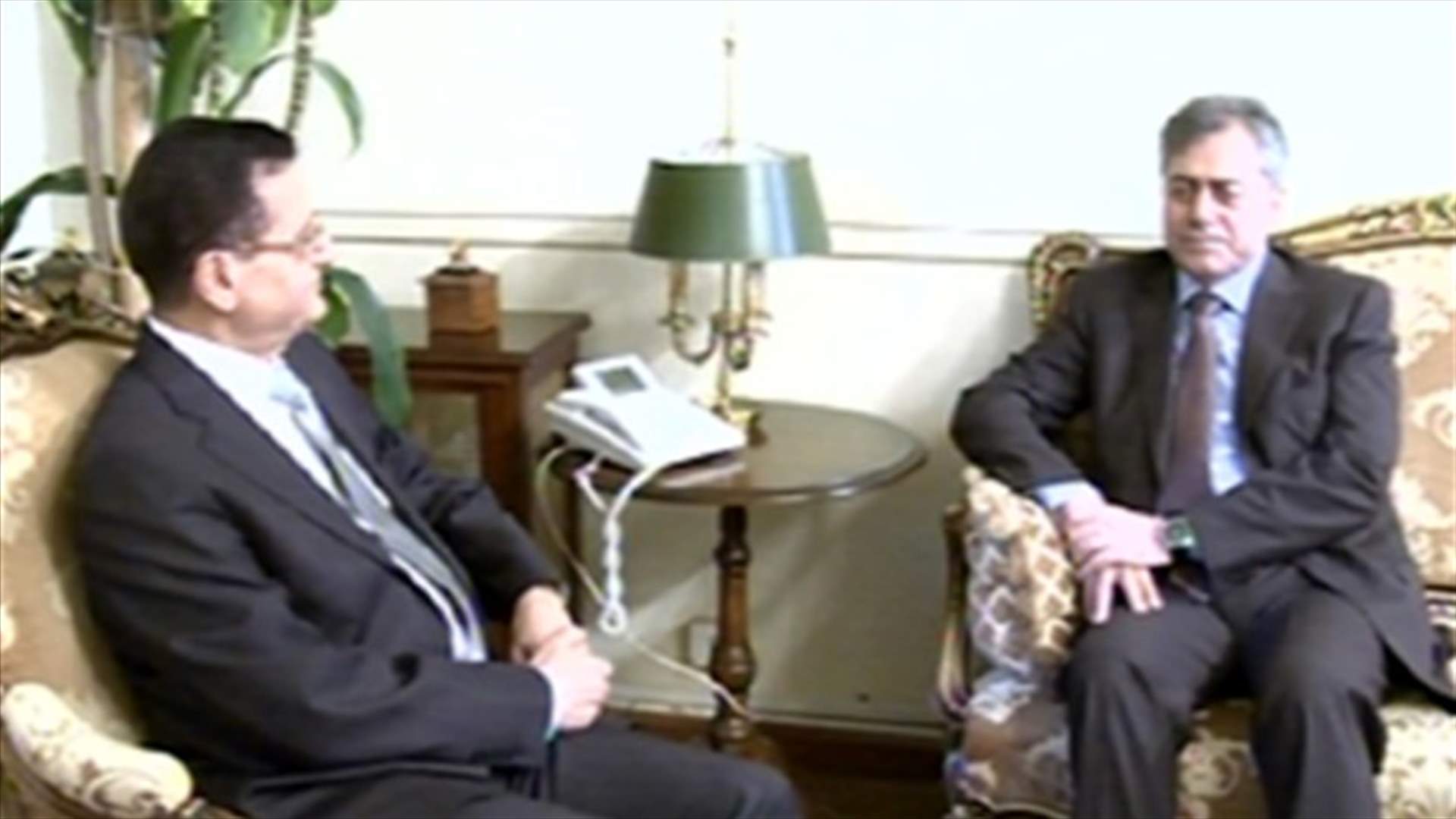 Adnan Mansour tackles the Syrian crisis
