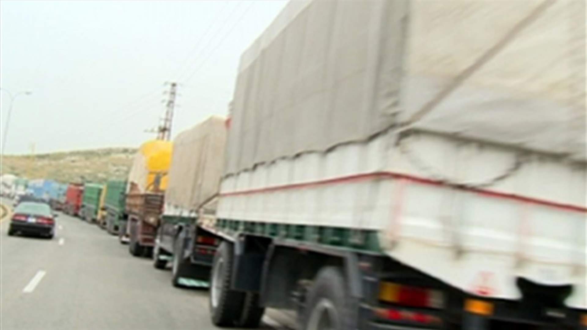 REPORT: Syrian trucks stranded inside Lebanon