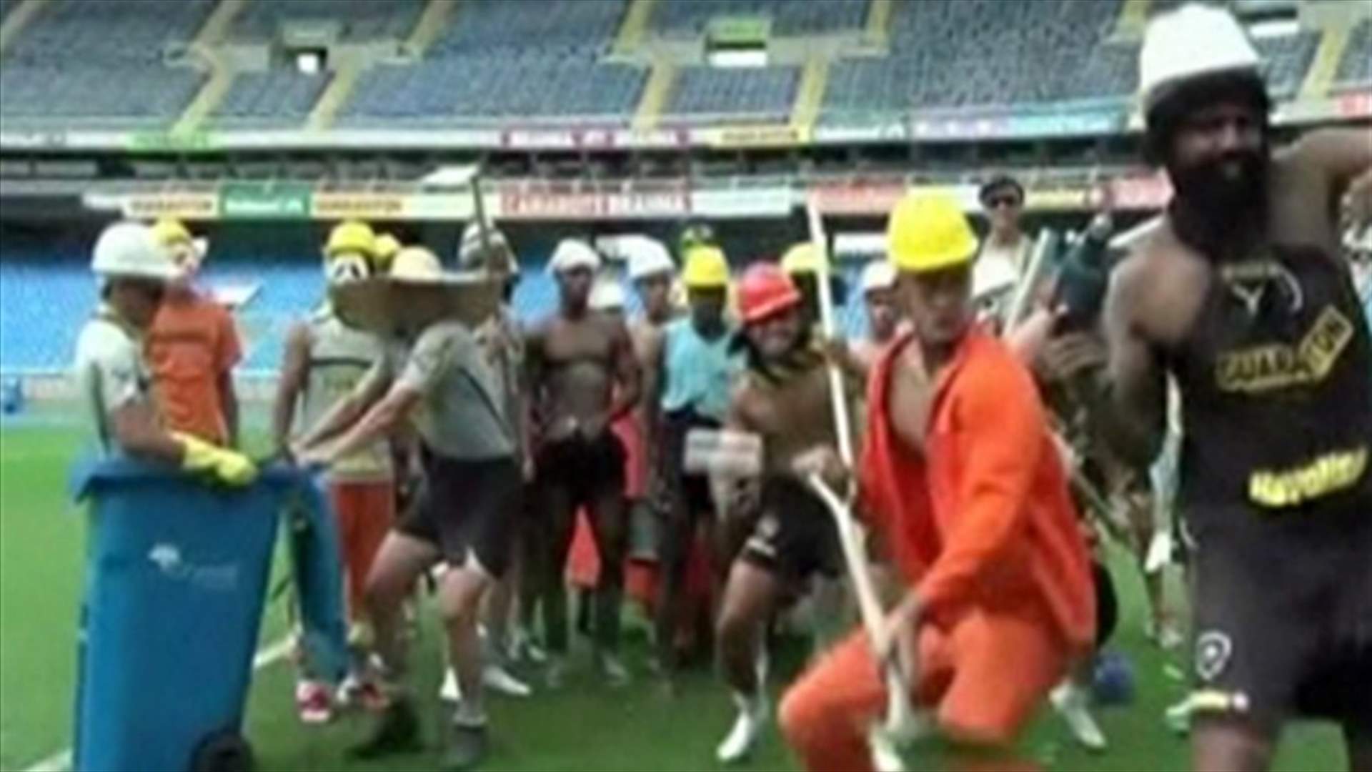 REPORT: Soccer players do the Harlem Shake
