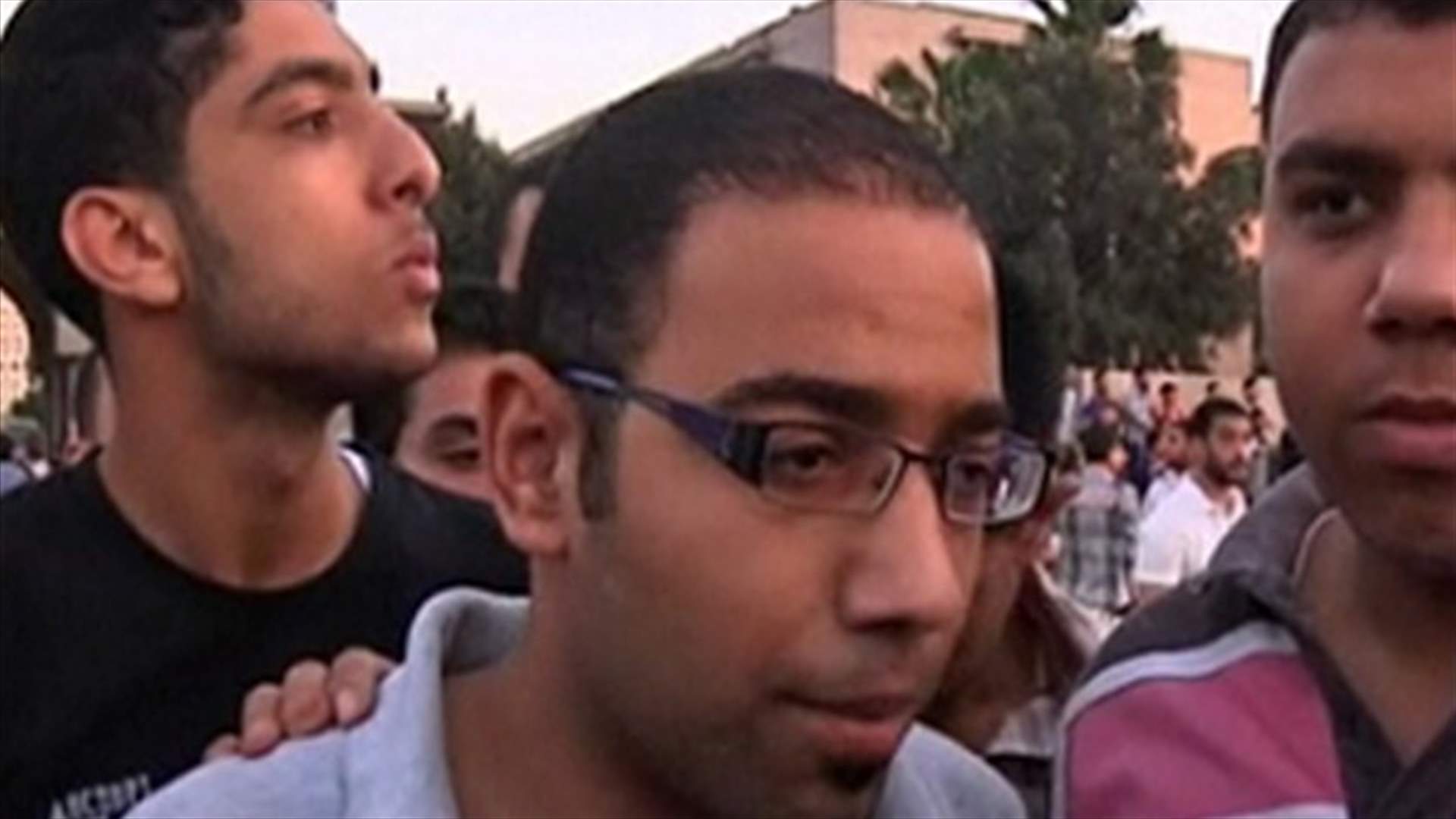 REPORT: Egypt students protest over mass poisoning