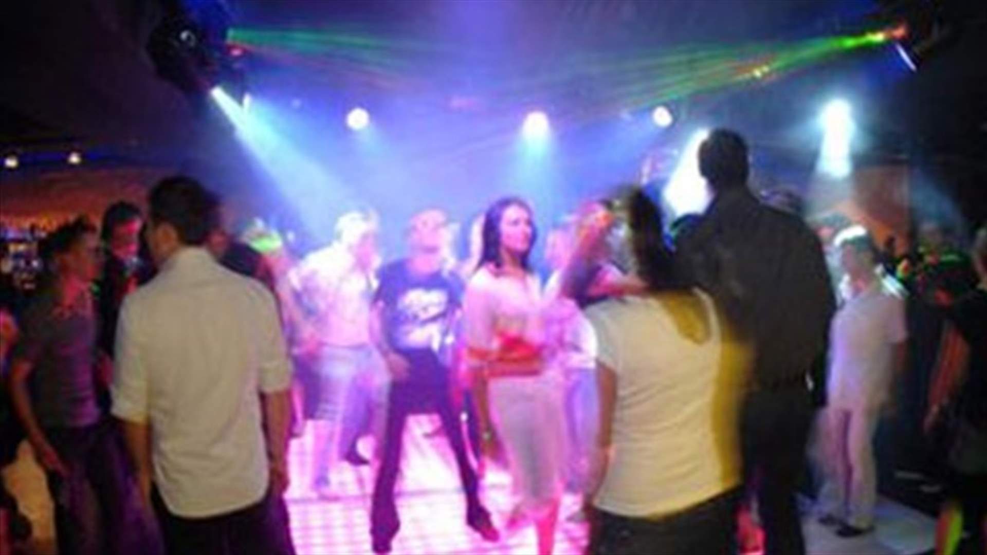 5 وفيات بحالات تسمم  بملهى في جونية 