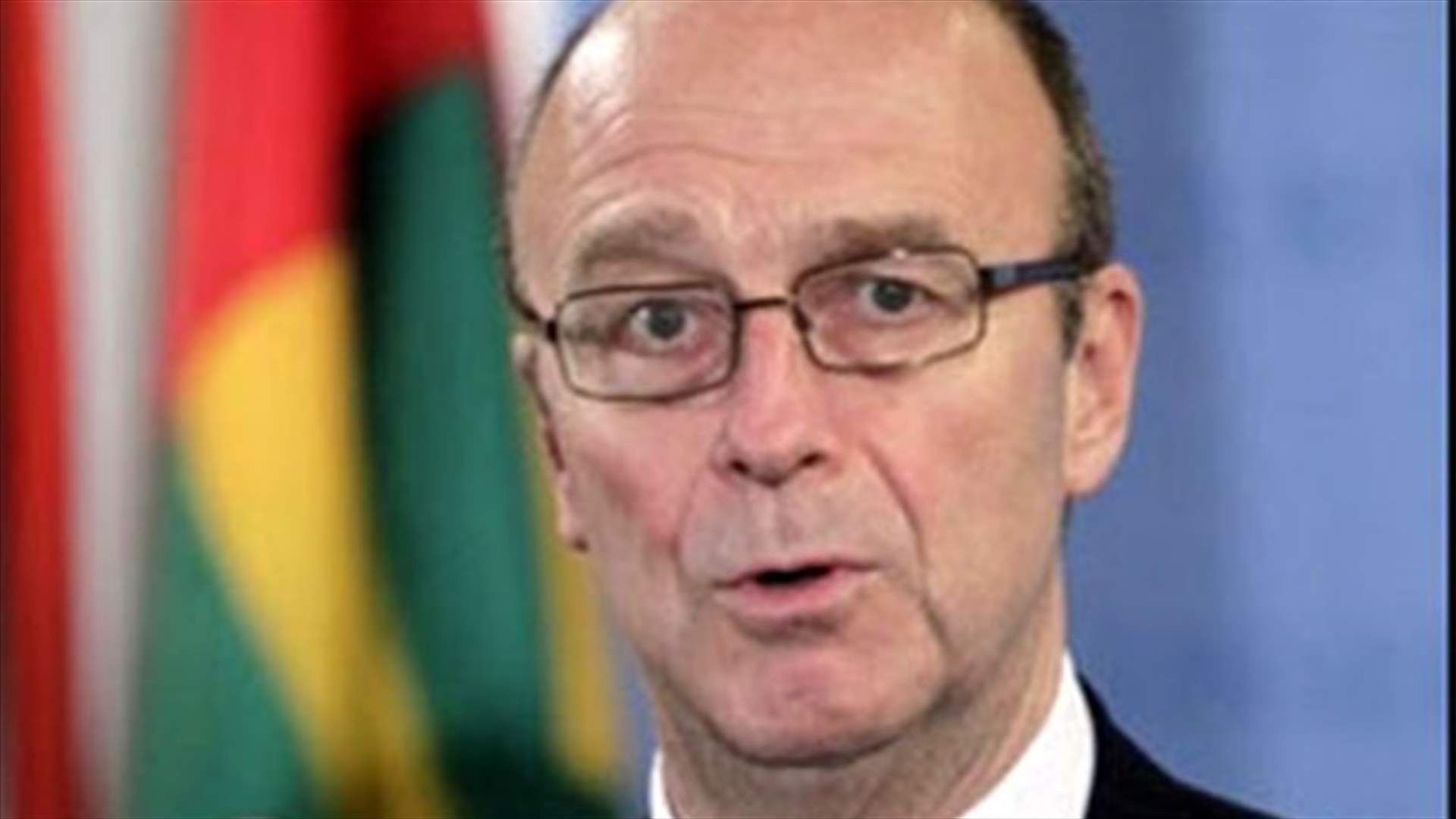 Plumbly meets with Mansour; mulls Syrian crisis