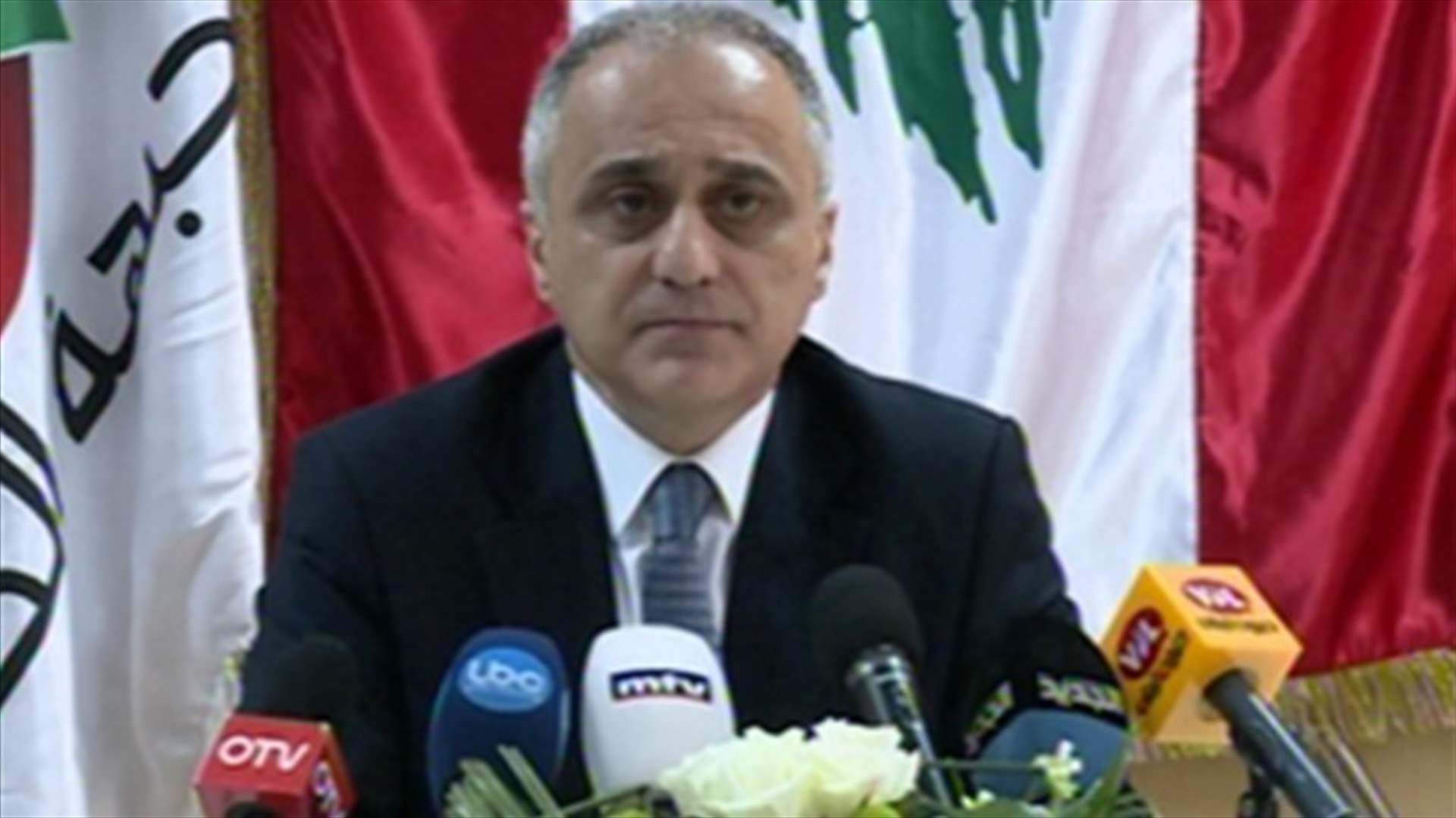 ابو ناضر : آثار رصاصات جعجع لا تزال على جسدي