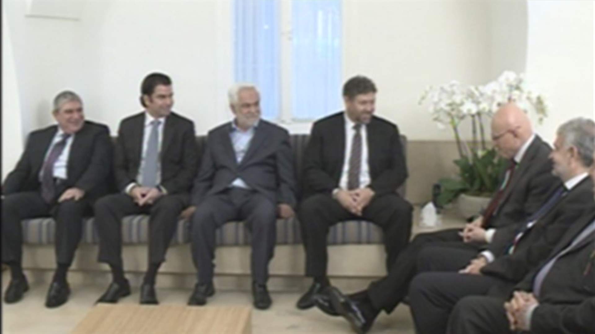 Lebanese Industrialists Association visit Salam, underscore economic situation