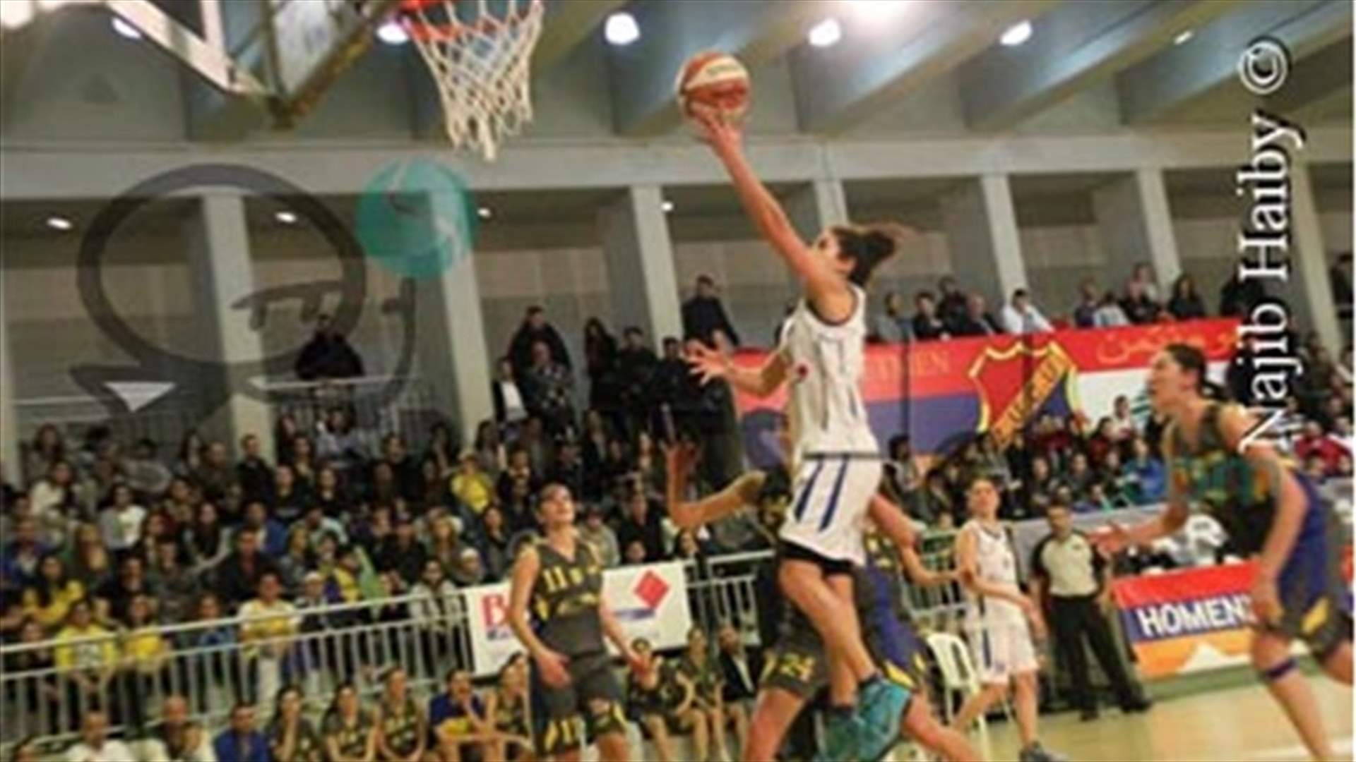 هومنتمن يرفض الإستسلام ويقلّص النتيجة الى 1-2 مع الرياضي