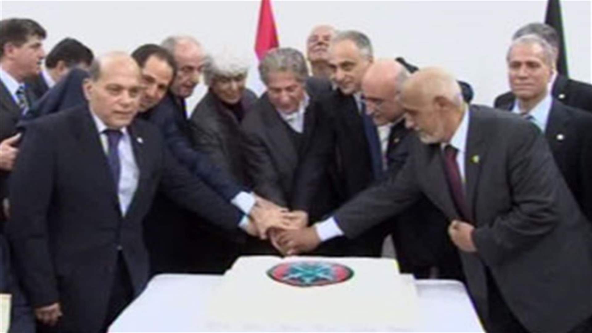 الكتائب تكرّم فؤاد أبو ناضر وكتائبيين