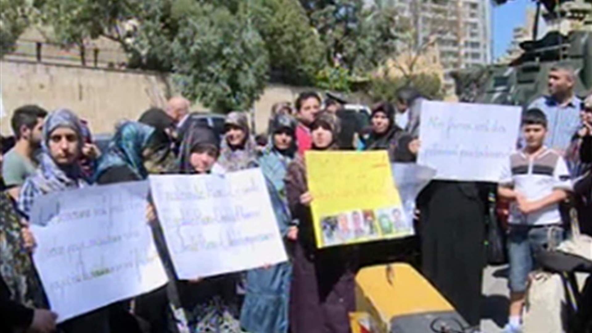 أهالي مخطوفي أعزاز: سنتوجه الى كل سفارة تدعم المعارضة السورية 
