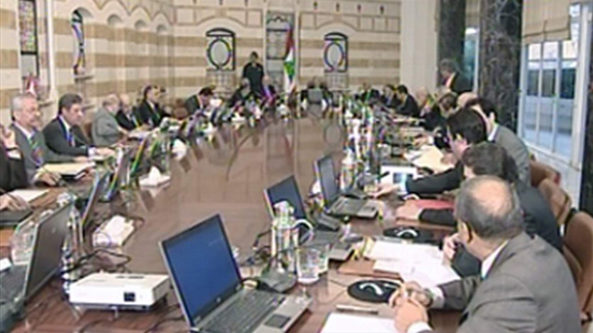 مجلس الوزراء يستكمل بحث قانون الانتخاب في 11 ت2 