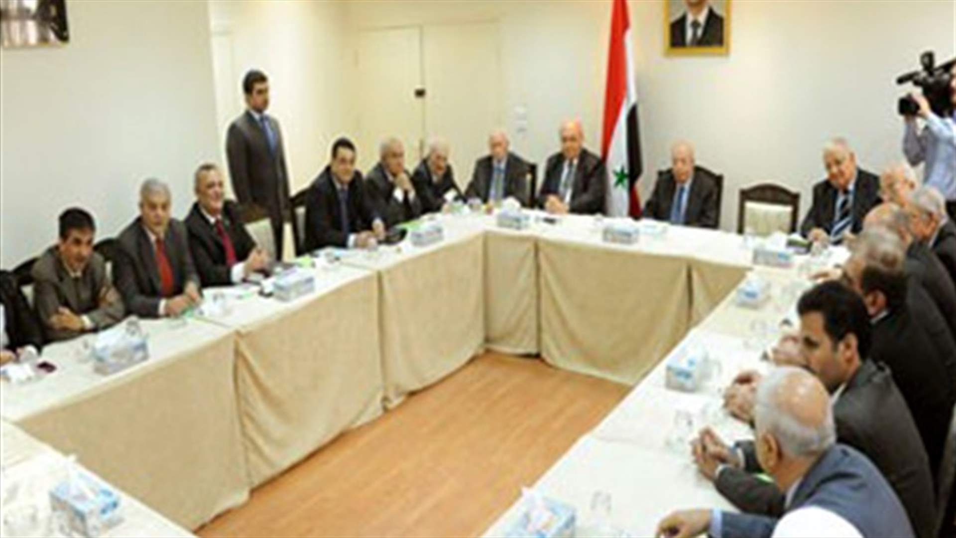 Arab League submits plan on Syria crisis    