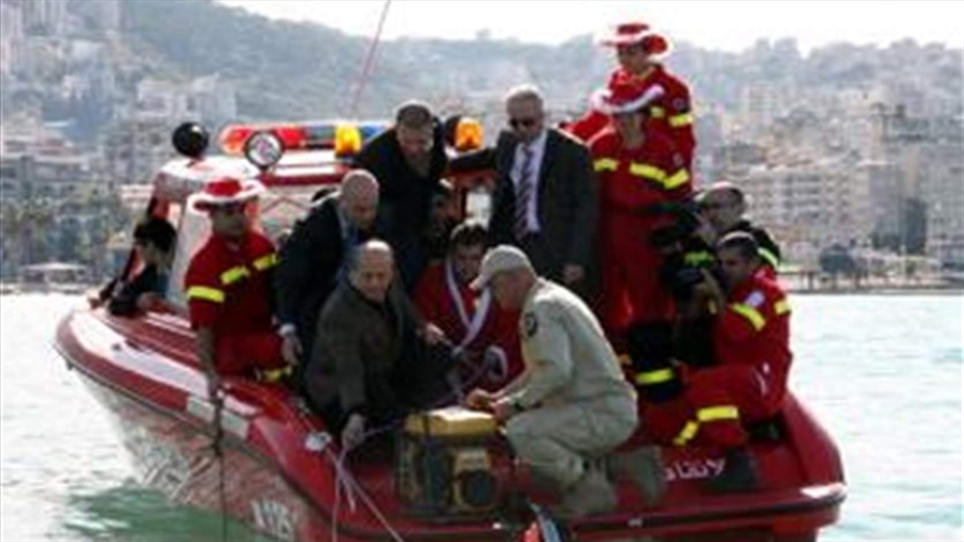 Lost fishing boat returns to Tyre's shores