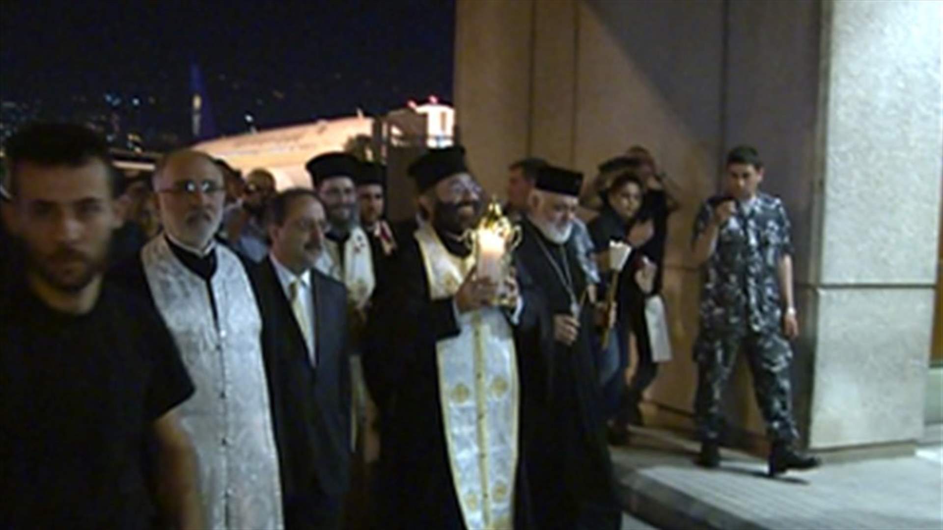  شعلة قبر المسيح من القدس الى لبنان