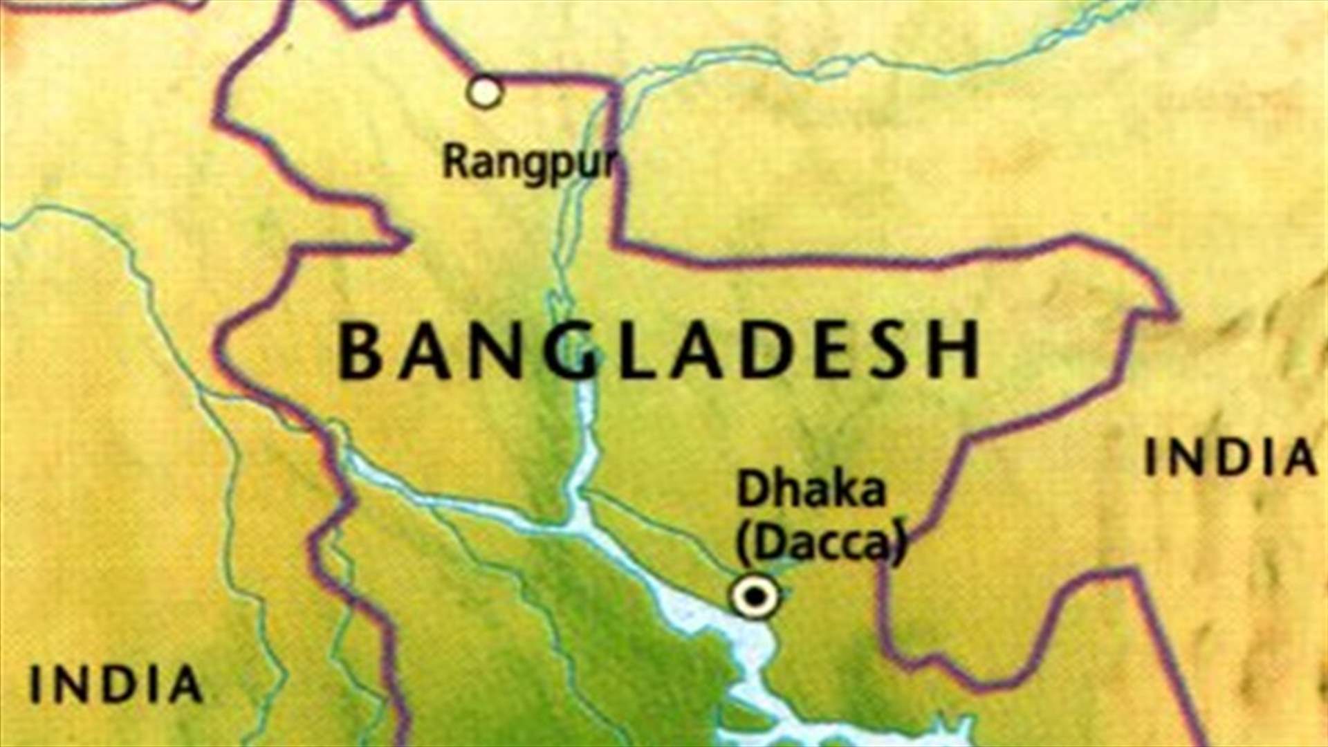 Bangladesh fire kills 8 as collapse toll hits 912