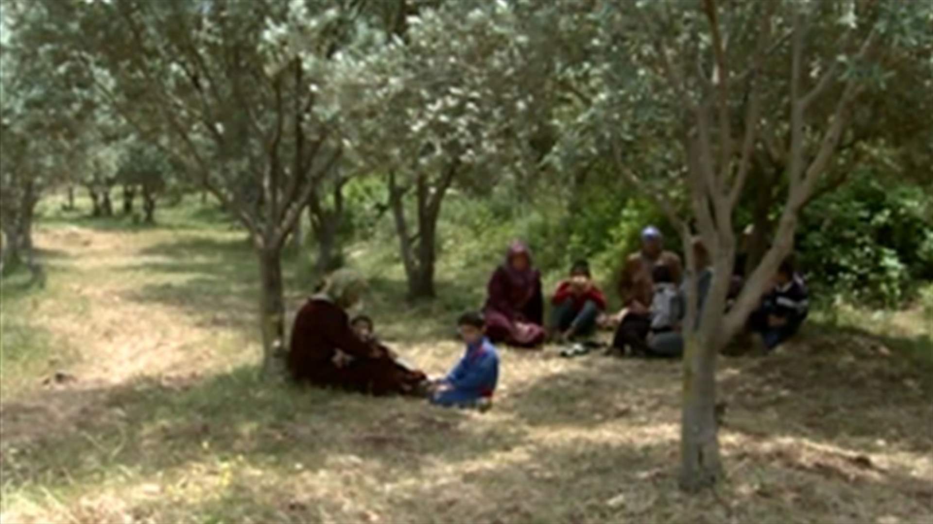 نازحون من القصير الى "عراء" وادي خالد... 