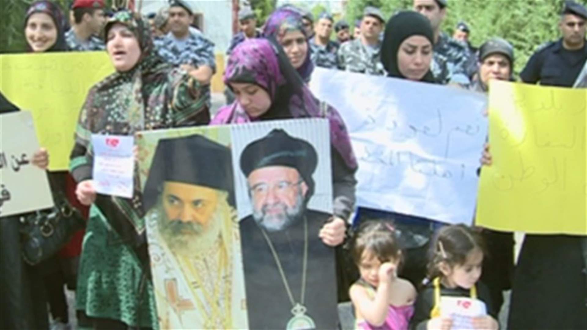 أهالي مخطوفي أعزاز إلى السفارة التركية مجدداً