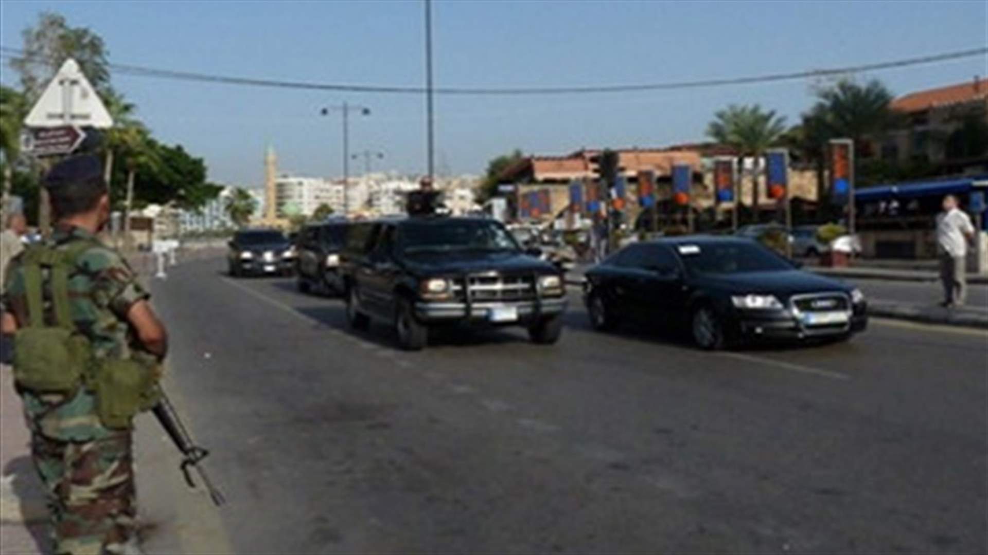 REPORT : Charbel Sleiman's convoy clashes with LAU security guard