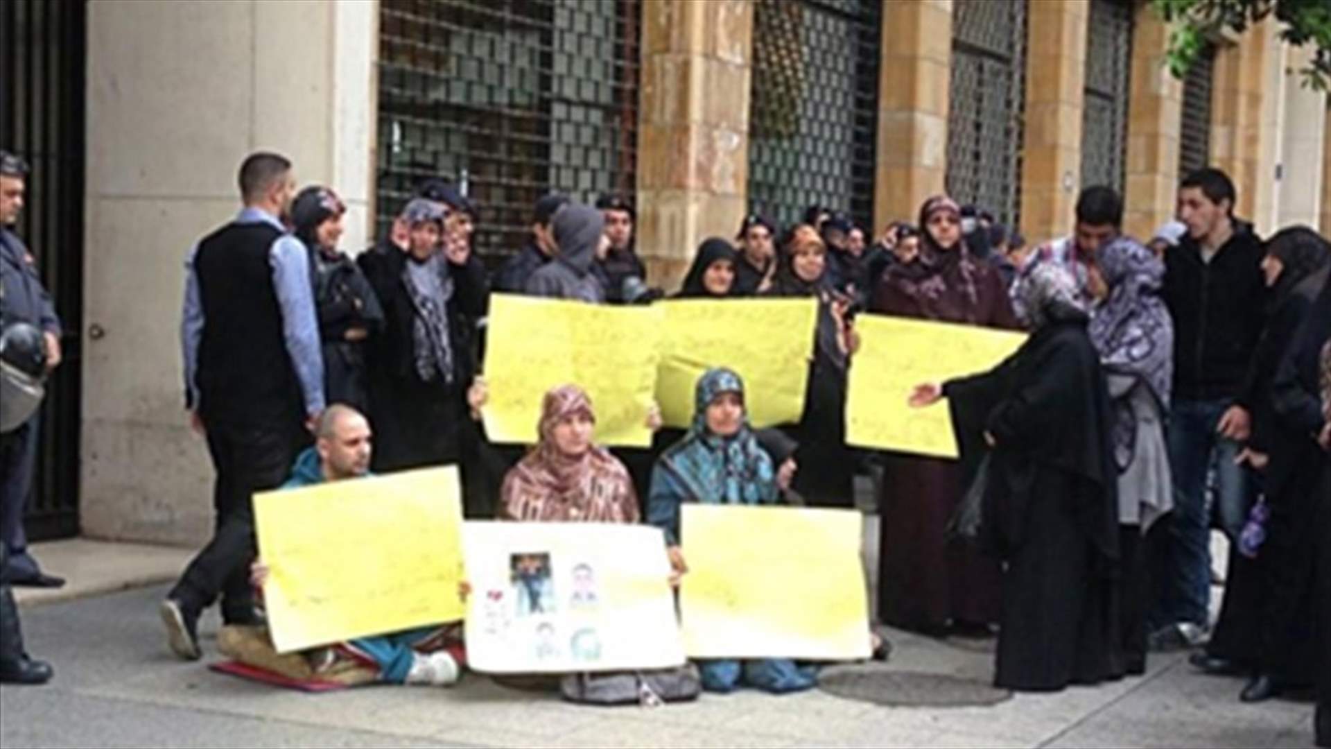 أهالي مخطوفي أعزاز احتجزوا موظفين بالمركز الثقافي التركي