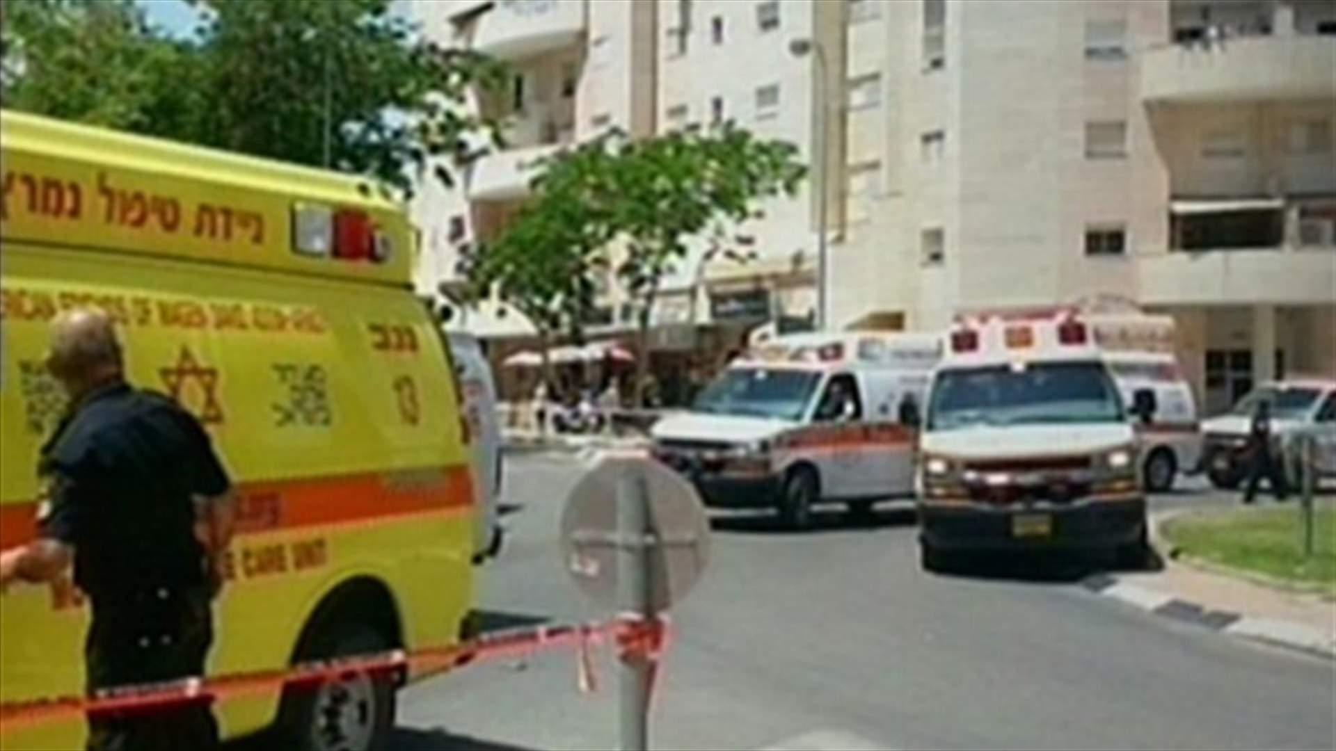 Israel gunman shoots 4 dead at bank, kills self