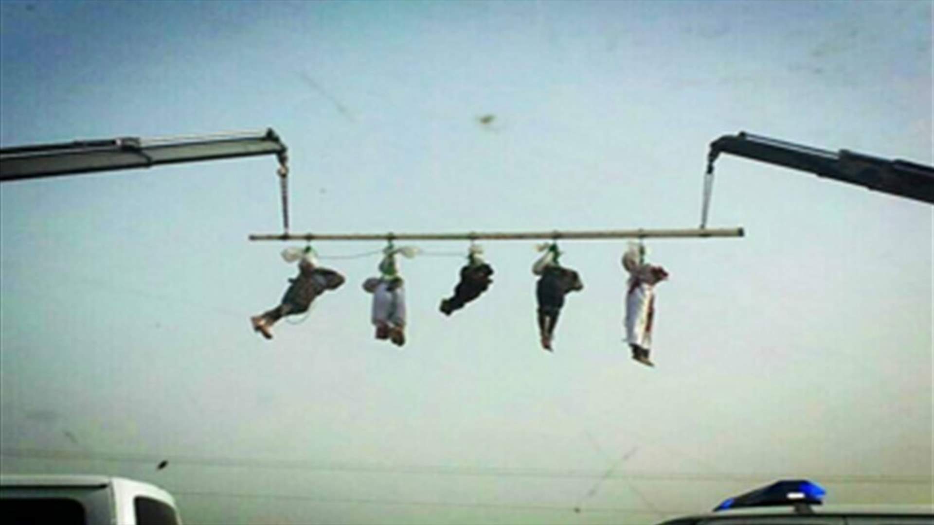 Saudi Arabia executes, crucifies 5 Yemenis convicted of murder