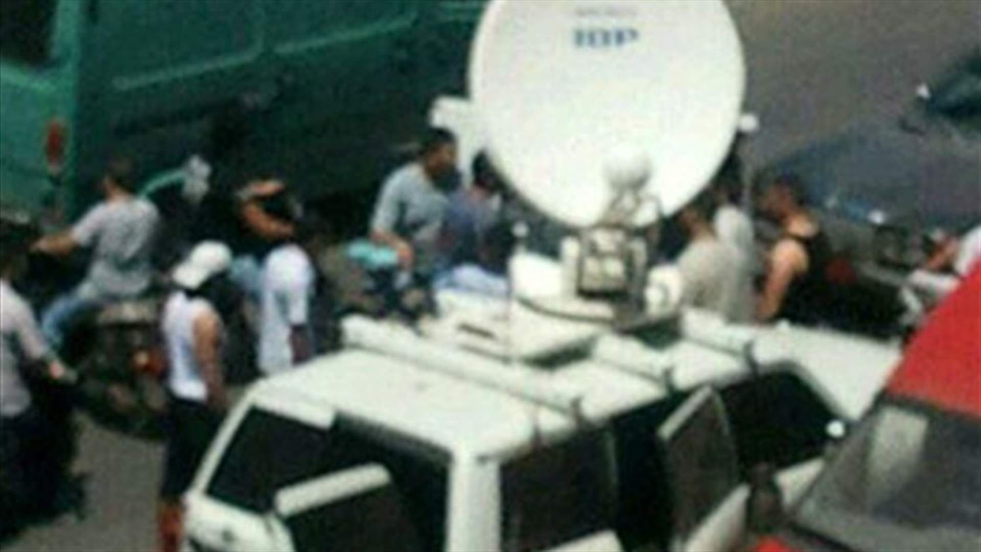 REPORT: LBCI crew attacked in Tripoli's Bab al-Tebbaneh