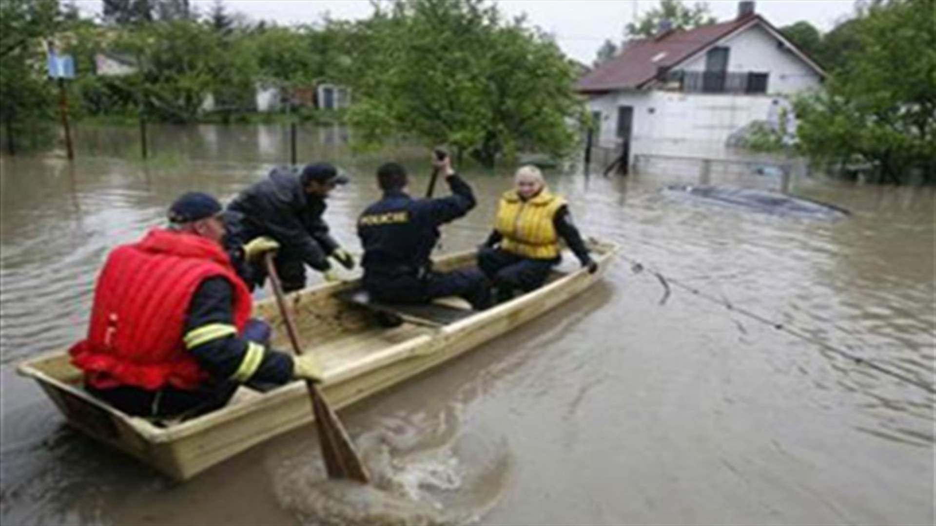 Czech capital on alert as floods sweep central Europe
