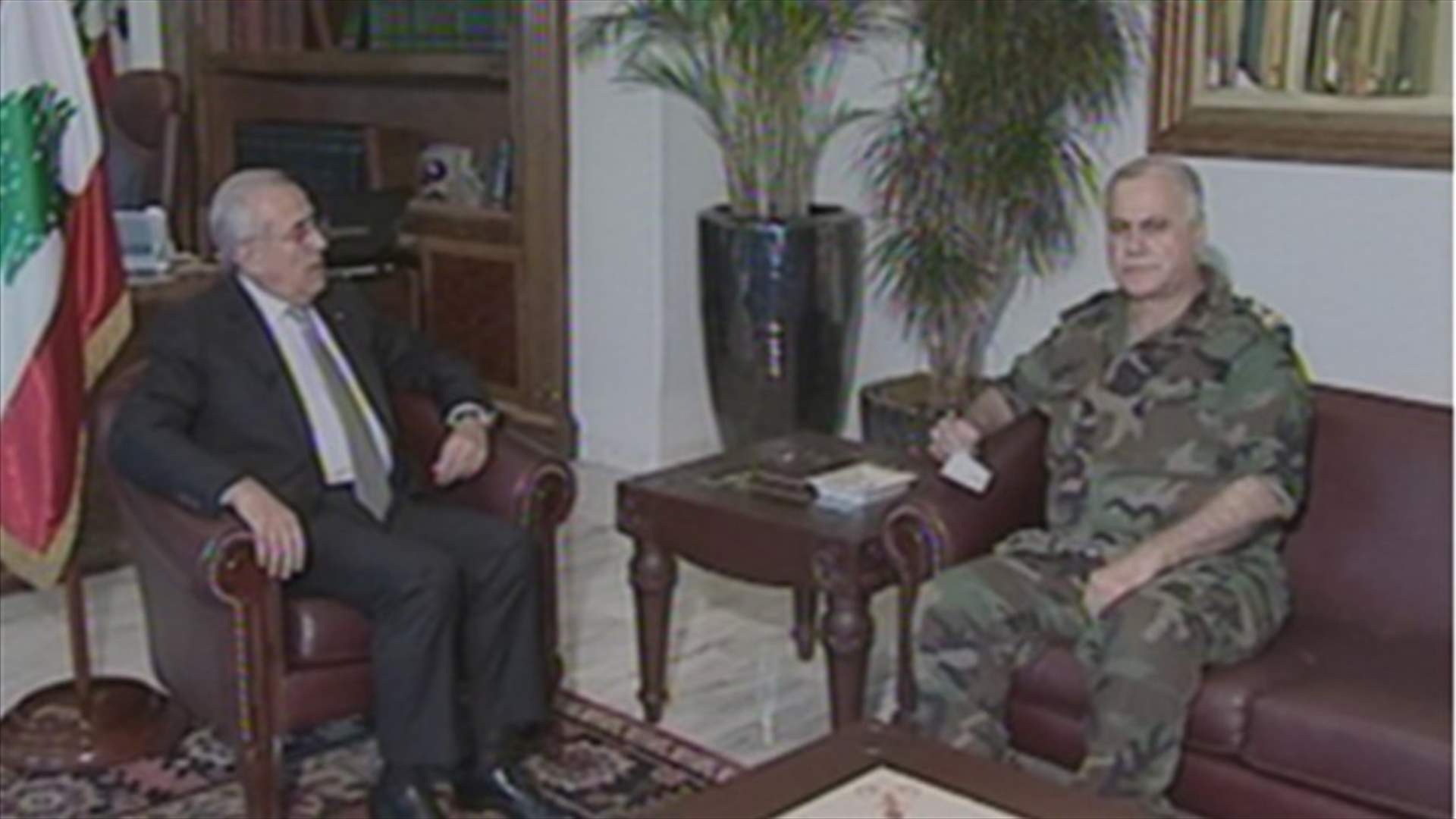 President Sleiman meets with LAF Commander Kahwagi