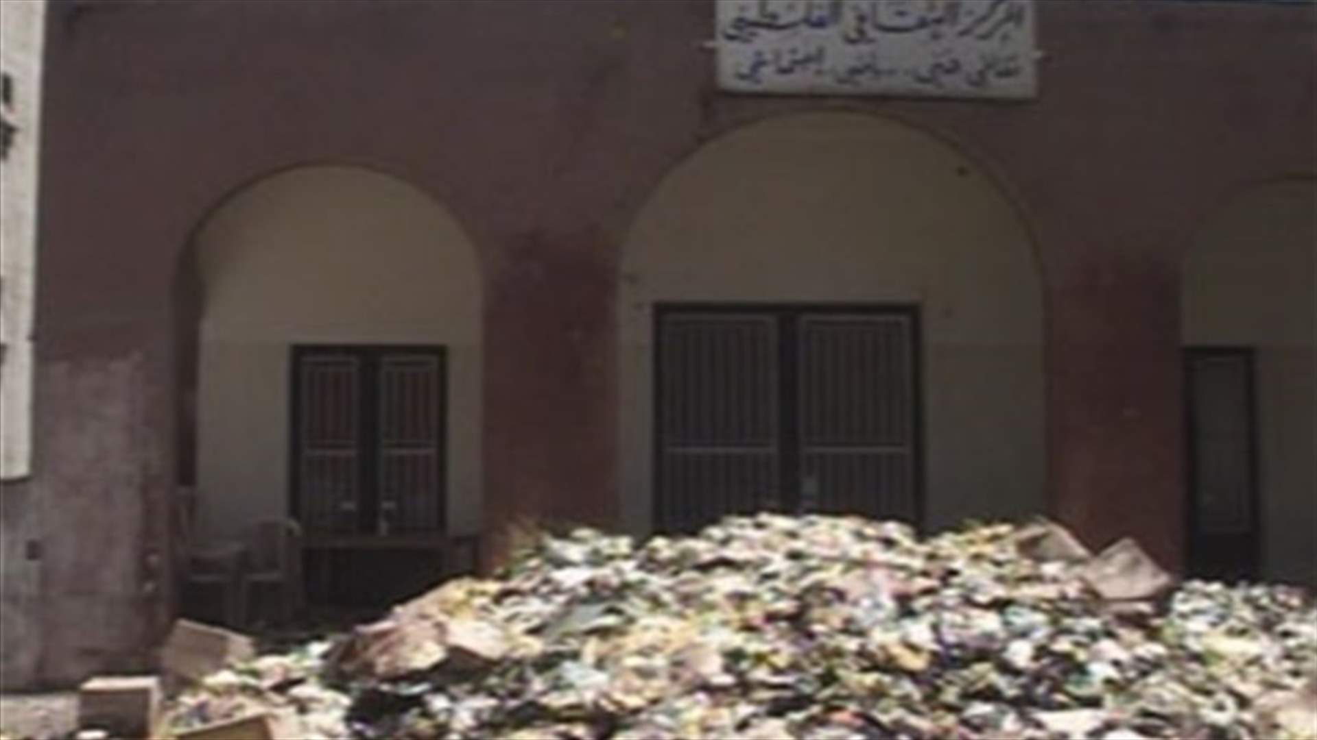 احراق مساعدات للنازحين السوريين في سعدنايل