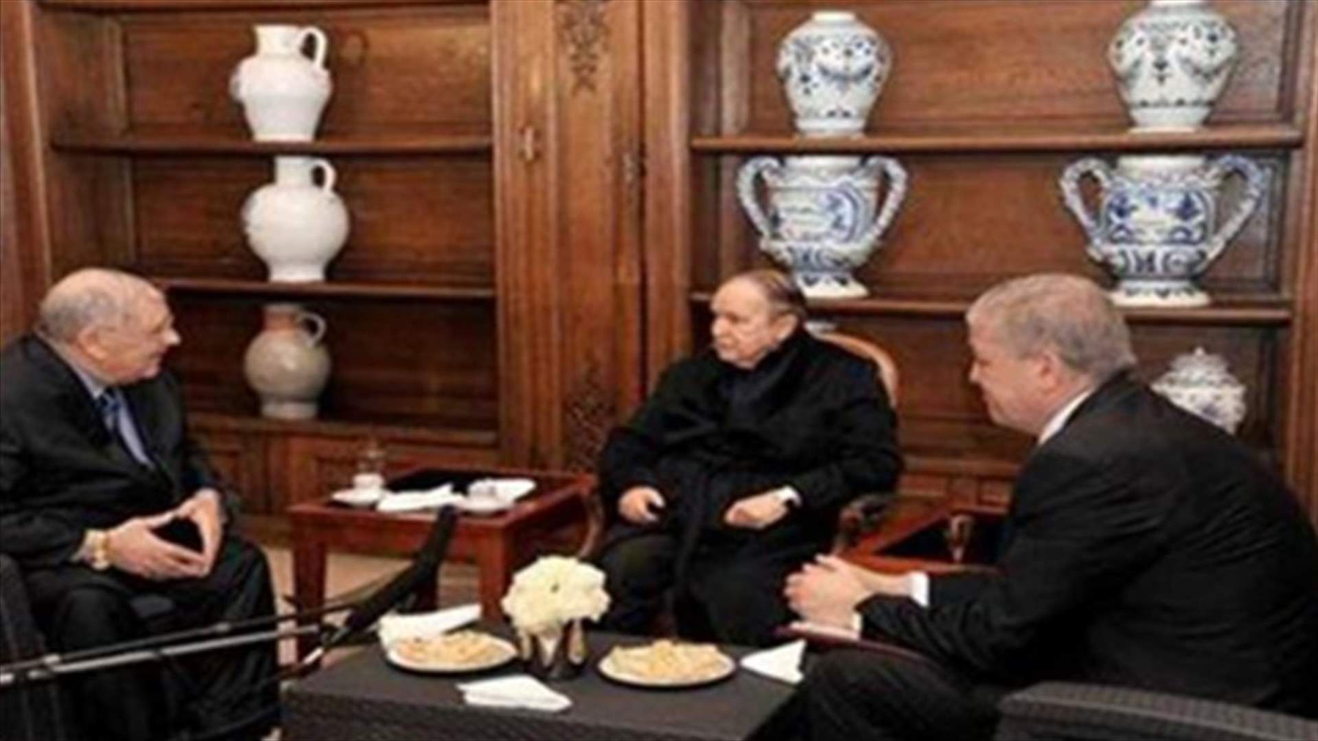 Algeria releases photo of president for first time since stroke