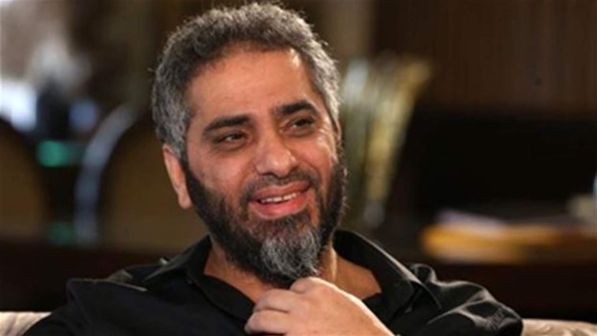 هل يلاحق فضل شاكر بتهمة تهديده الشيخ حمود؟