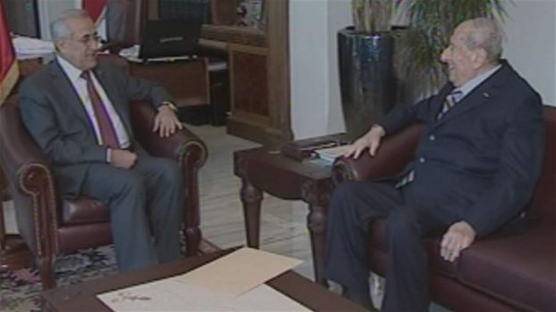 President Sleiman signs ranks and salaries series, refers it to Parliament