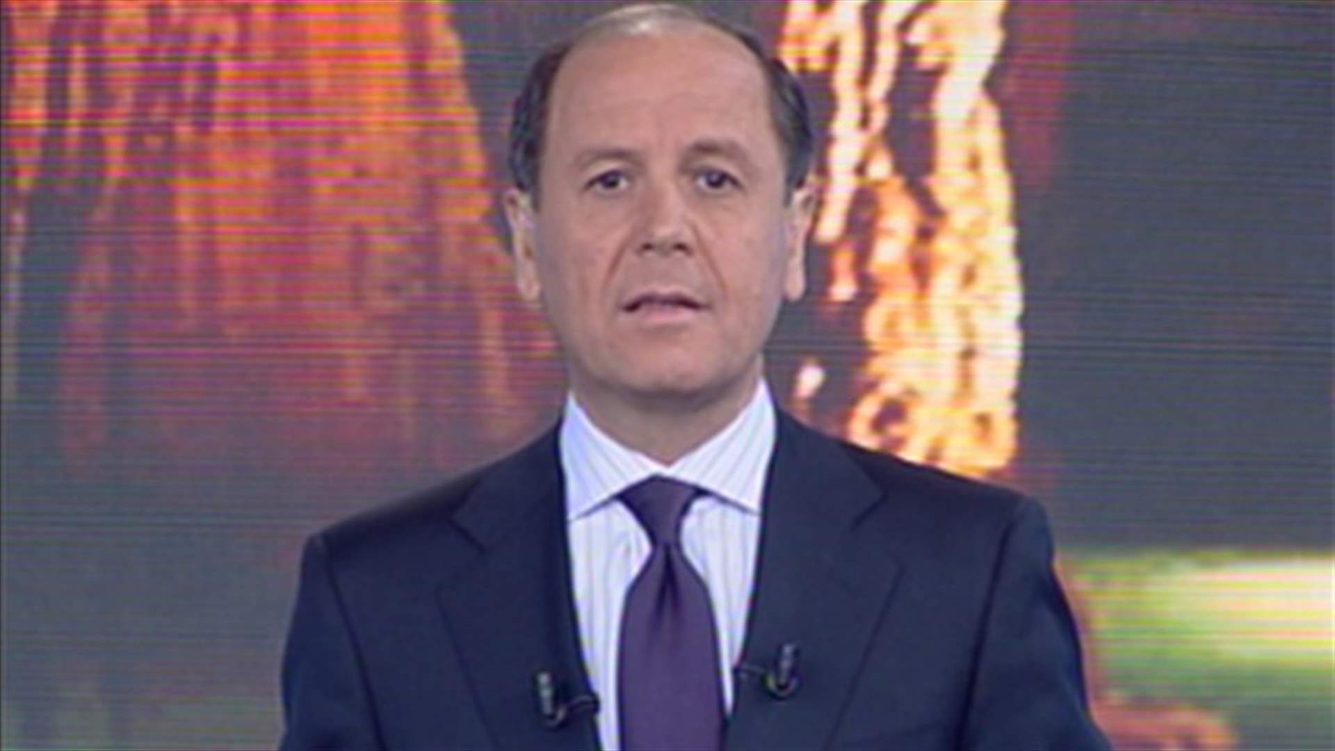 Introduction to the evening news 10-11-2011