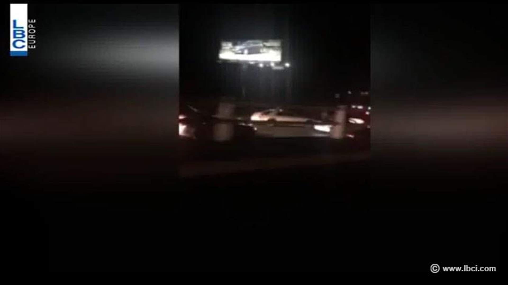 بالفيديو: حادث سير على اوتوستراد ضبية باتجاه جونيه 