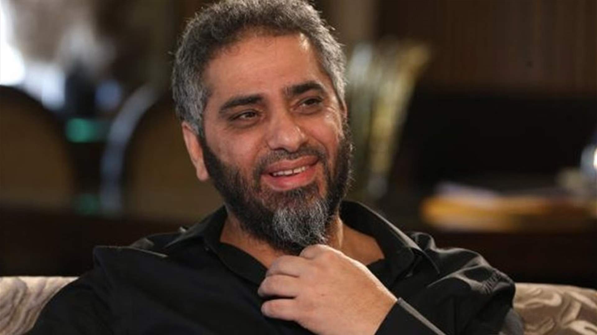 النهار: المحكمة العسكرية استجوبت متّهمَيْن تصوّرا مع فضل شاكر بفيديو"الفطيسة" 