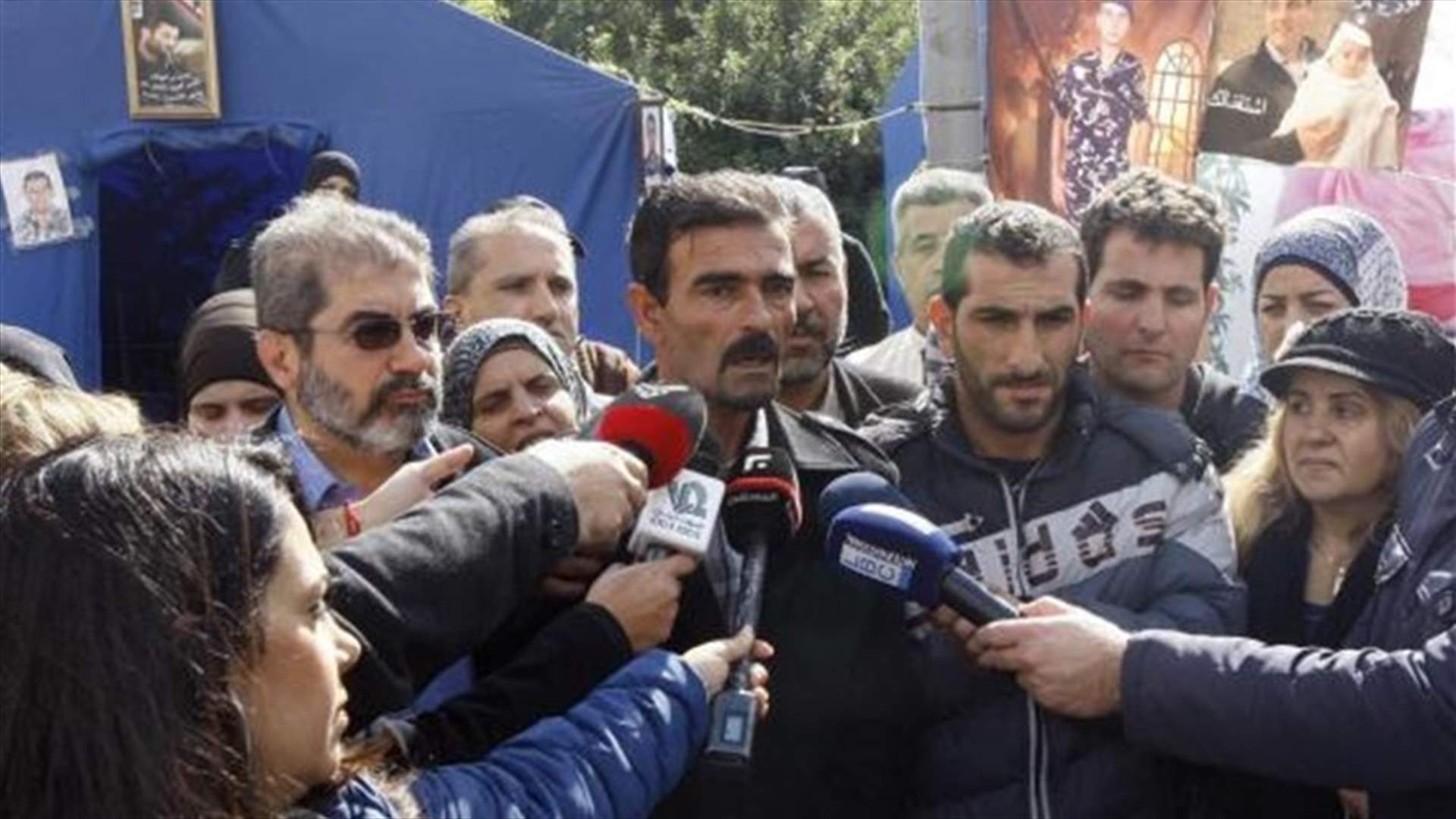 اهالي العسكريين المخطوفين: سنتحرك غدا في رياض الصلح 
